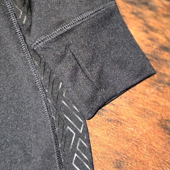 Harley-Davidson Black Long Sleeve Shirt Womens Size Medium - Picture 4 of 6